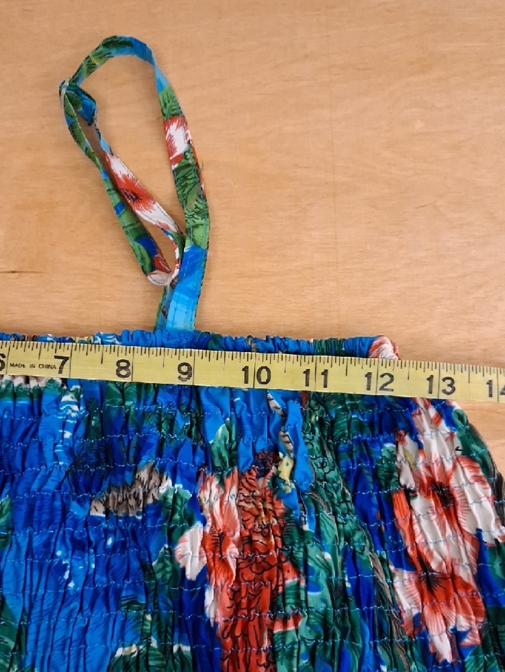Tropical Floral Smocked Maxi Dress Adjustable Strap Flowy Size Medium - Picture 6 of 8